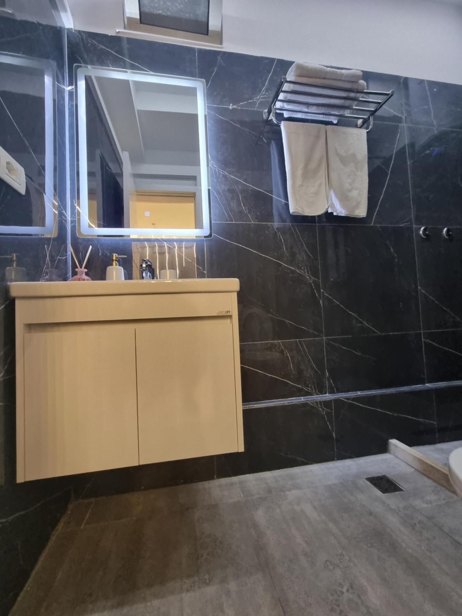 Mon Prive Apartment Tiranë Eksteriør bilde